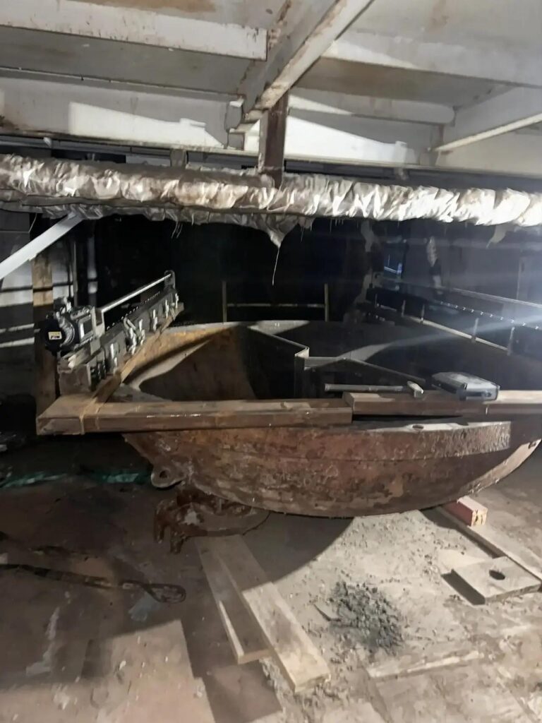 Мобильная фрезеровка фланцев подогревателей на месте эксплуатации.