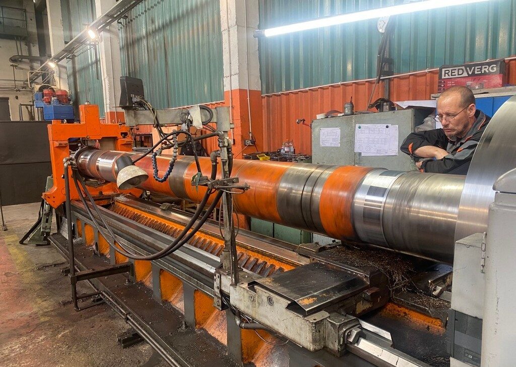 Восстановление вала клети крутильной машины FLR-630